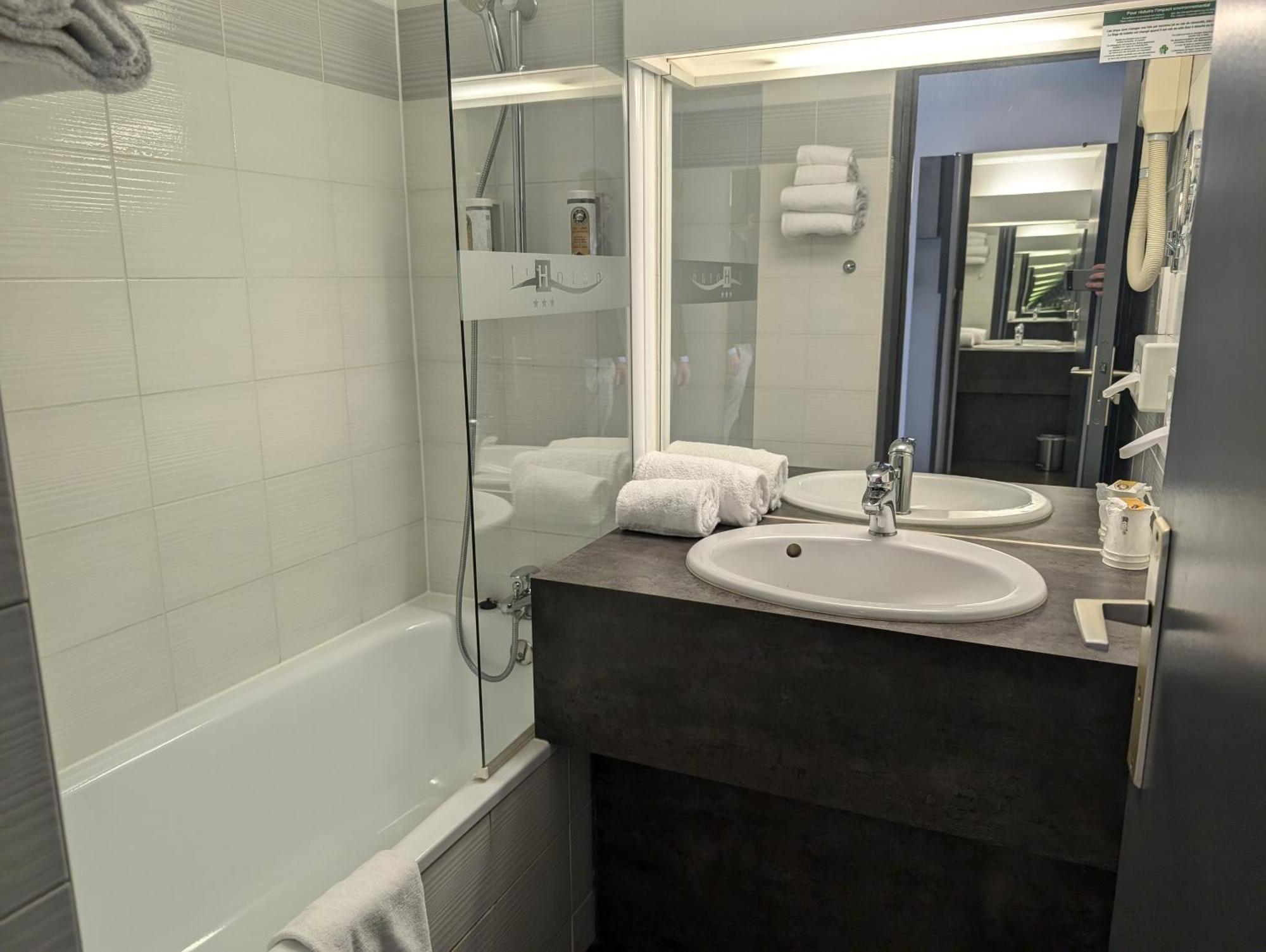 Hotel L'Hotan Portet-sur-Garonne Ngoại thất bức ảnh