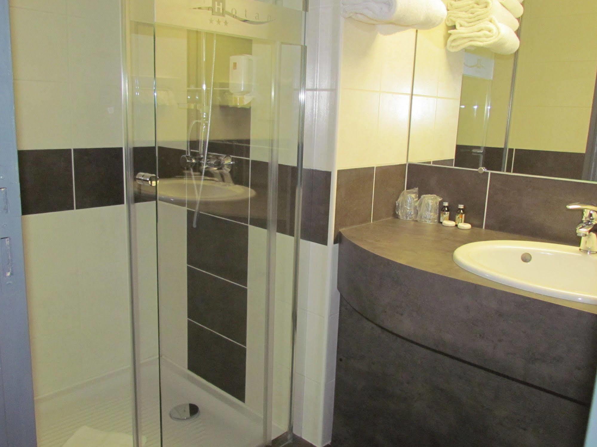 Hotel L'Hotan Portet-sur-Garonne Ngoại thất bức ảnh